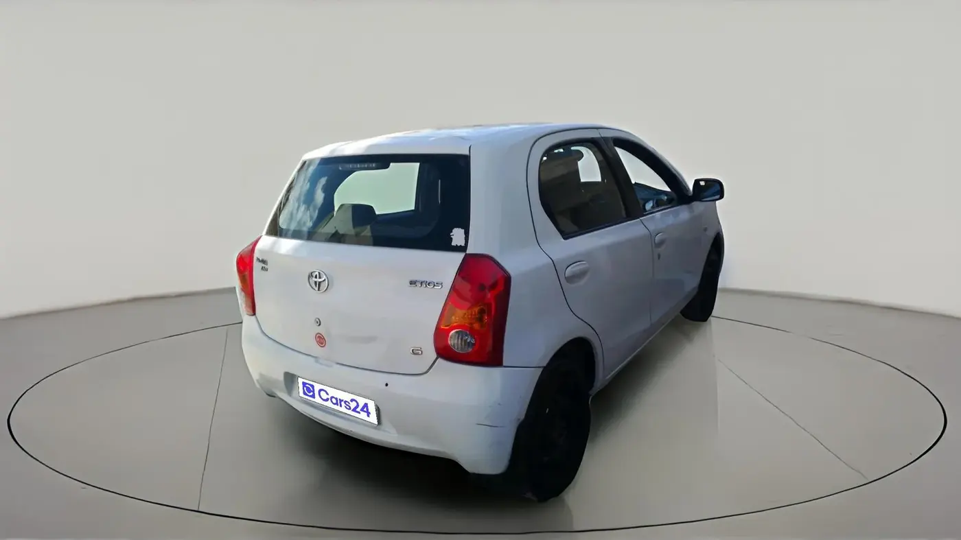 2012 Toyota Etios Liva G, Petrol, Manual, 84,373 km, exterior