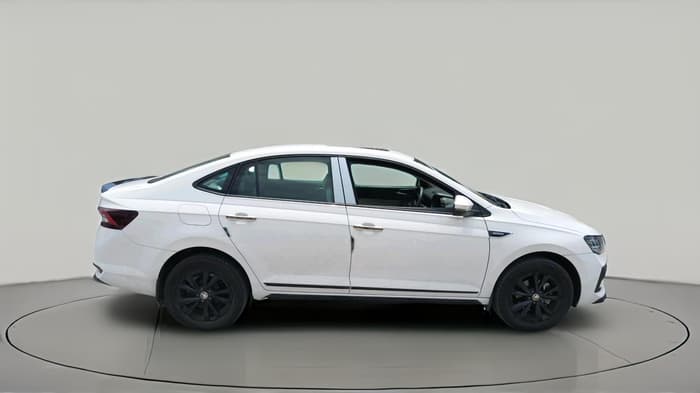 2026 Skoda SLAVIA Sportline 1.0L TSI AT, Petrol, Automatic, 3,587 km, exterior