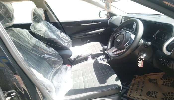 2025 KIA SONET HTK (O) 1.2 Petrol MT, Petrol, Manual, 4,842 km, interior