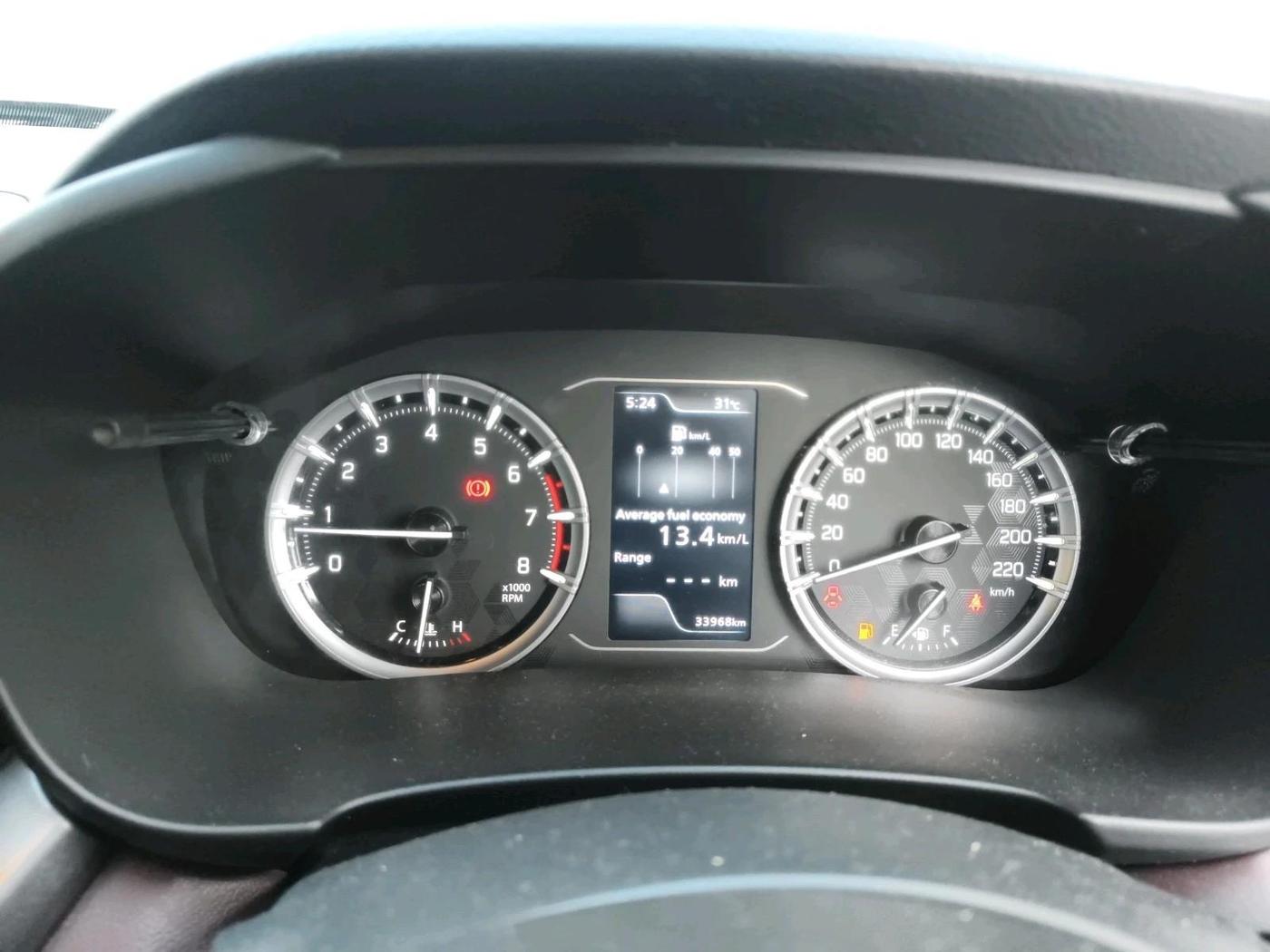 2022 Maruti Grand Vitara ALPHA SMART HYBRID, Petrol, Manual, 33,968 km, interior