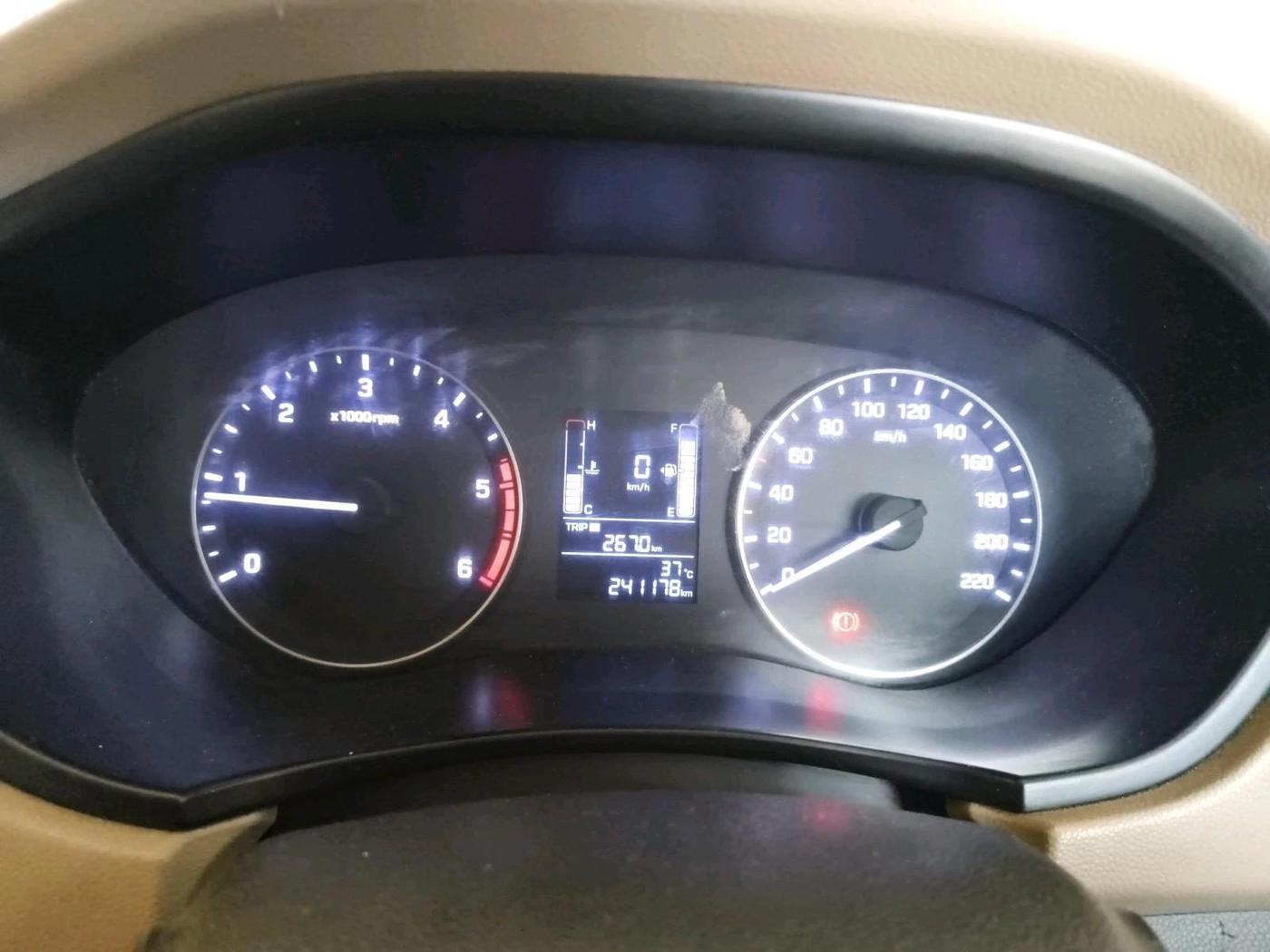 2015 Hyundai Elite i20 MAGNA 1.4 CRDI, Diesel, Manual, 2,41,178 km, interior