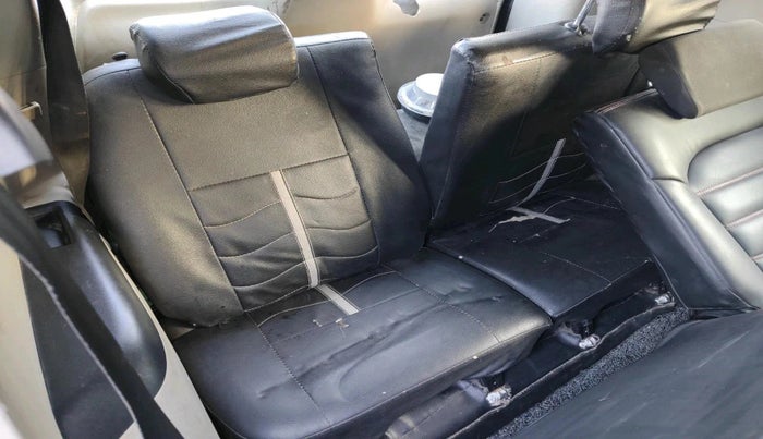 2022 Renault TRIBER RXL MT, Petrol, Manual, 3,62,562 km, interior