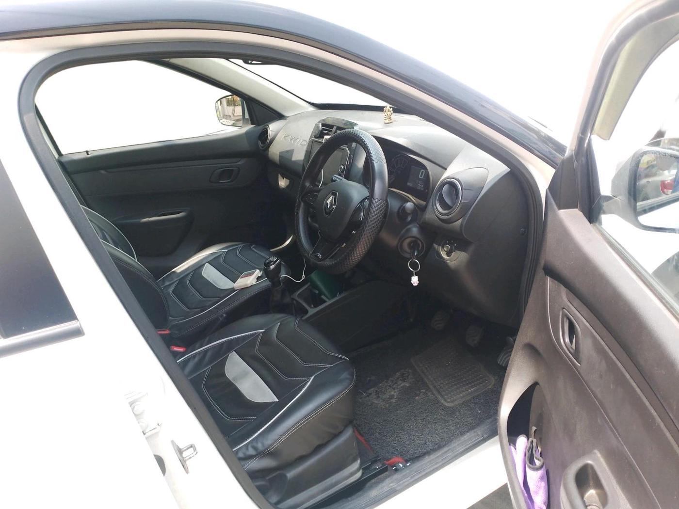 2023 Renault Kwid RXT 1.0, Petrol, Manual, 14,152 km, interior