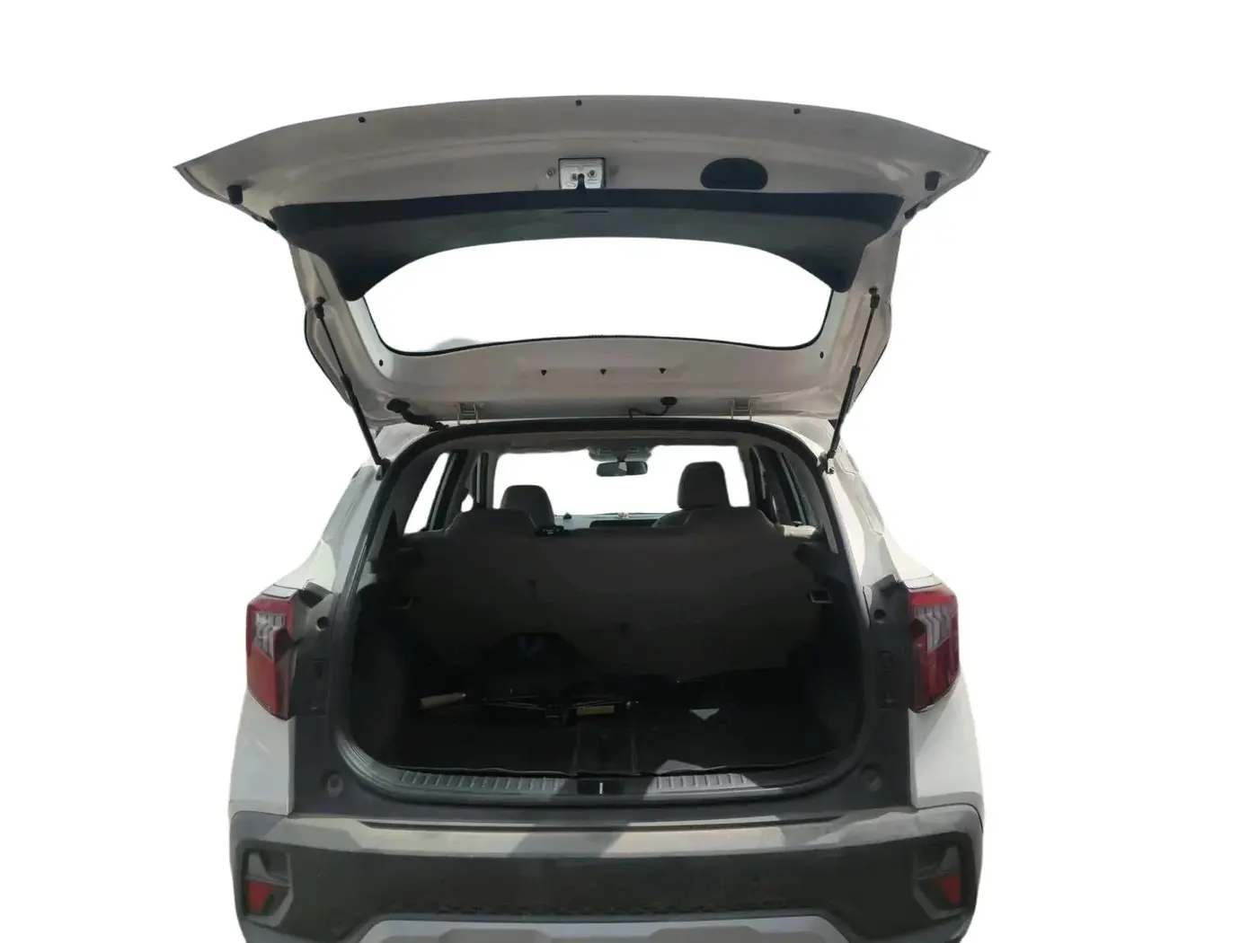 2024 KIA SELTOS  HTK PLUS 1.5 PETROL MT, Petrol, Manual, 27,314 km, exterior