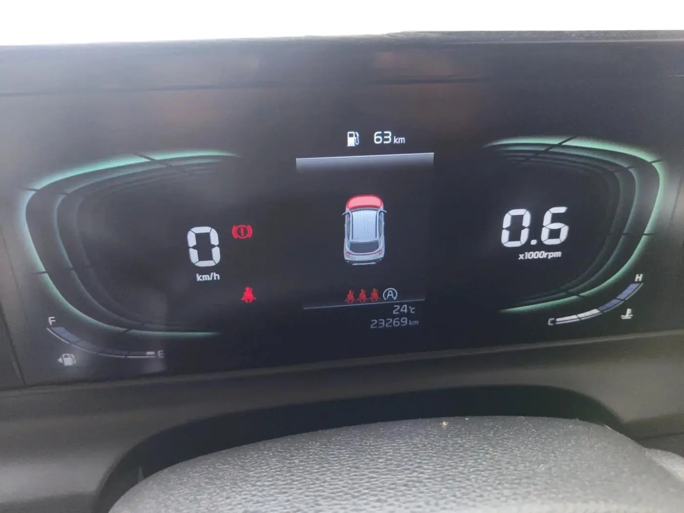 2024 KIA SELTOS  HTK PLUS 1.5 PETROL MT, Petrol, Manual, 27,314 km, interior
