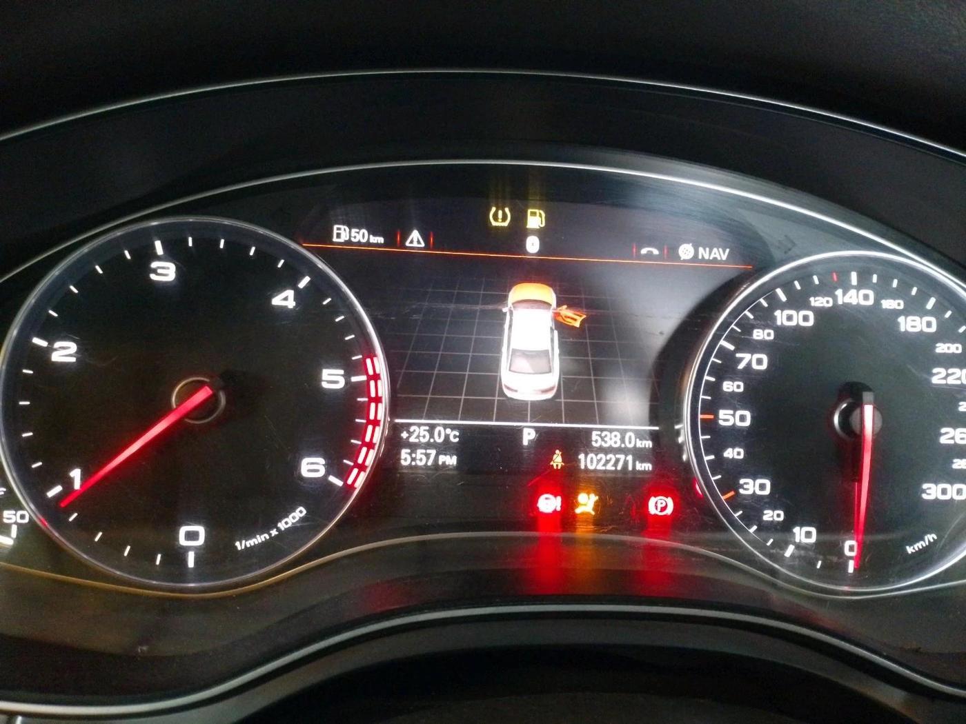 2014 Audi A6 2.0 TDI PREMIUM, Diesel, Automatic, 1,02,271 km, interior
