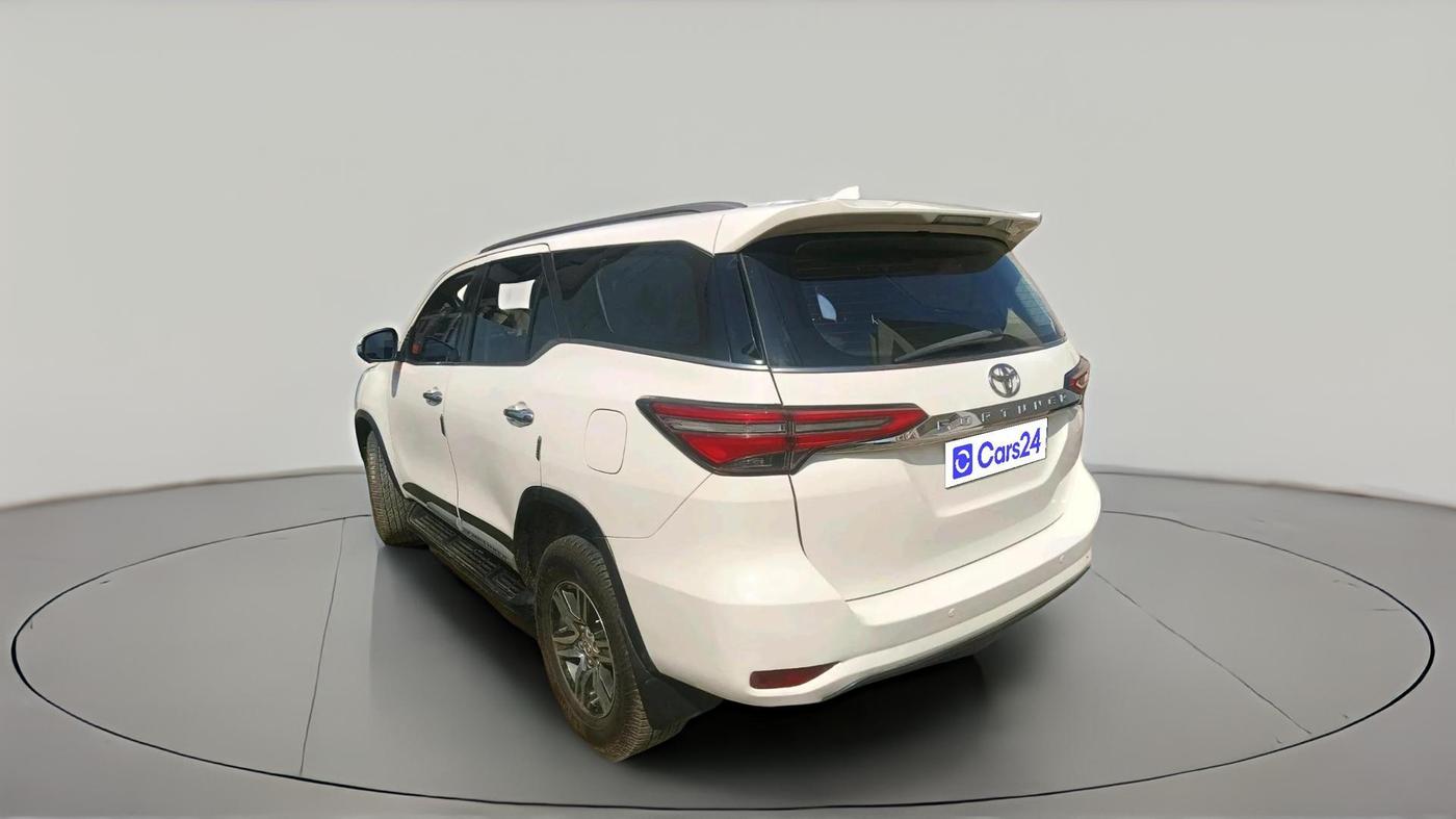 2019 Toyota Fortuner 2.8 4X2 AT, Diesel, Automatic, 1,54,071 km, exterior