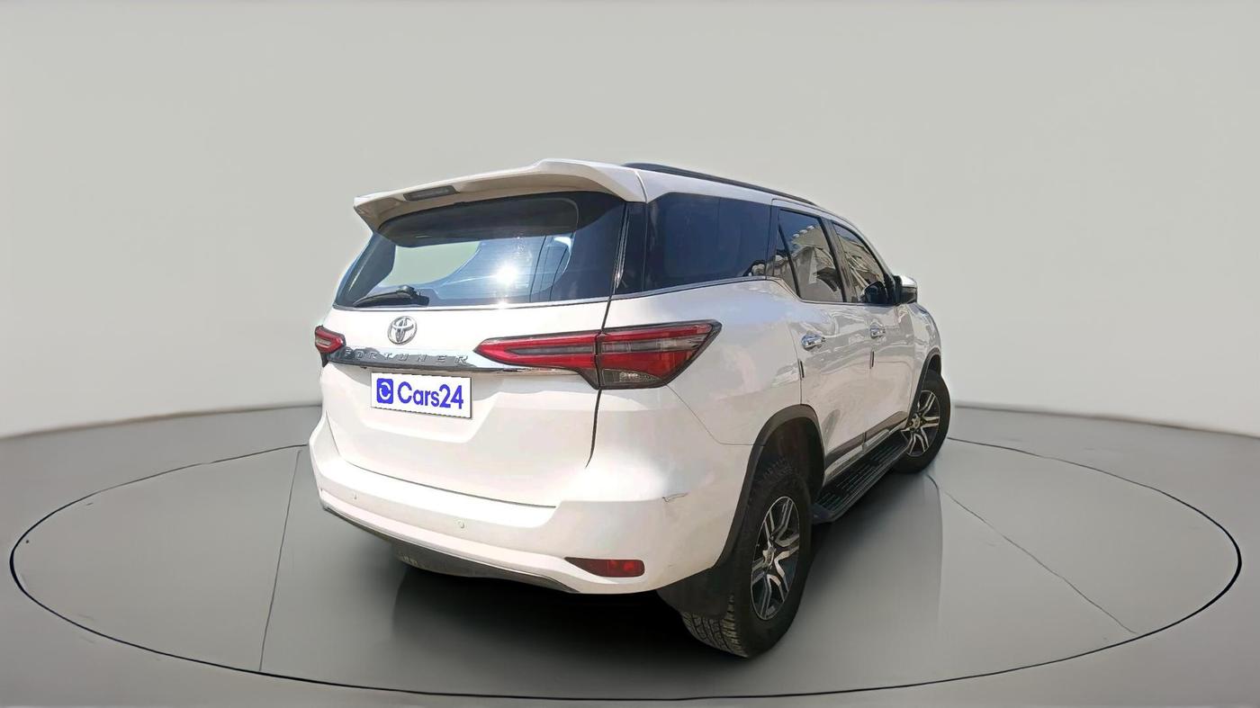 2019 Toyota Fortuner 2.8 4X2 AT, Diesel, Automatic, 1,54,071 km, exterior