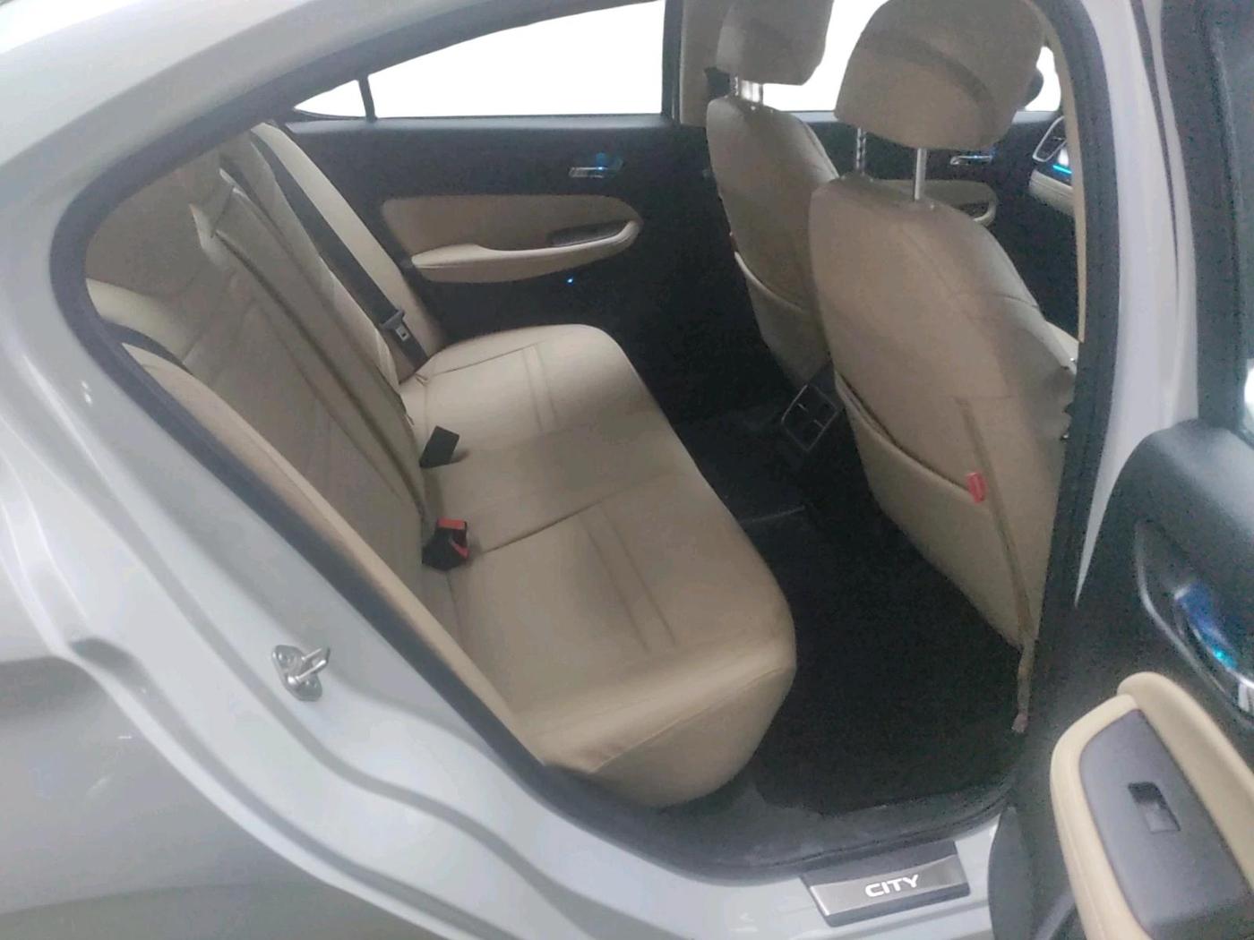 2025 Honda City 1.5L I-VTEC V, Petrol, Manual, 10,969 km, interior