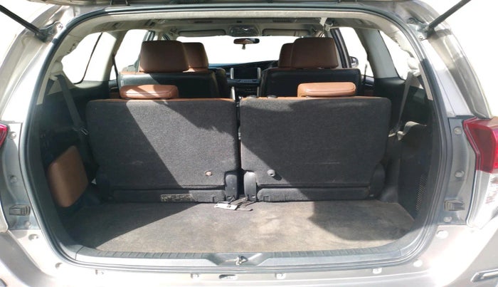 2016 Toyota Innova Crysta 2.8 ZX AT 7 STR, Diesel, Automatic, 86,290 km, exterior