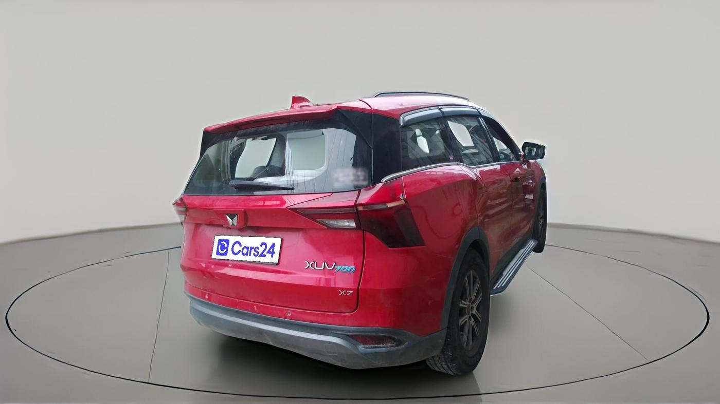 2022 Mahindra XUV700 AX 7 P MT 7 STR, Petrol, Manual, 56,929 km, exterior