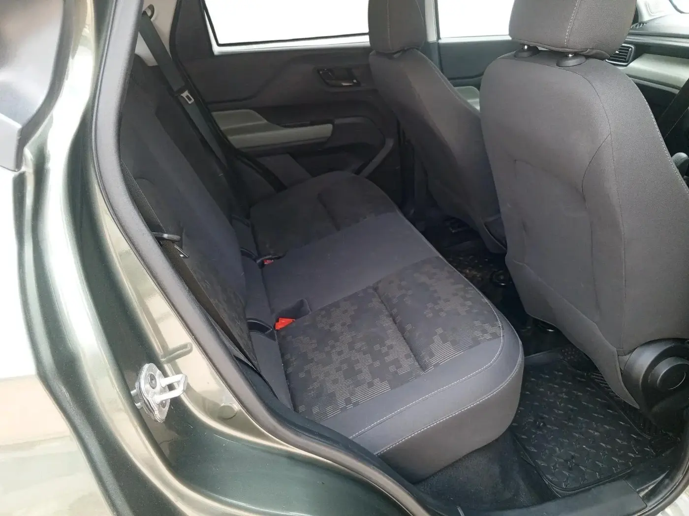 2023 Tata PUNCH ADVENTURE AMT, Petrol, Automatic, 23,289 km, interior