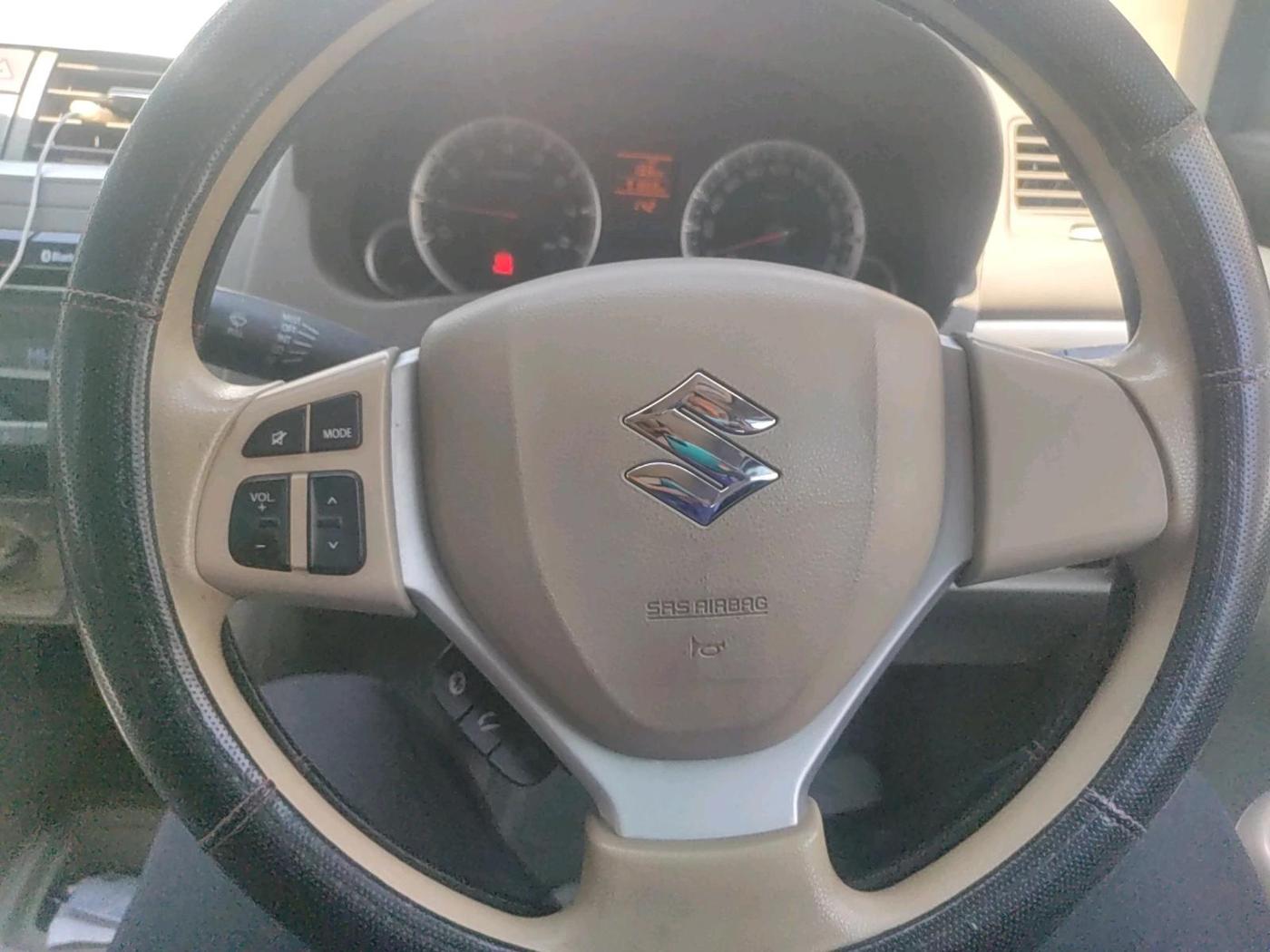 2018 Maruti Ertiga VXI, Petrol, Manual, 91,850 km, interior