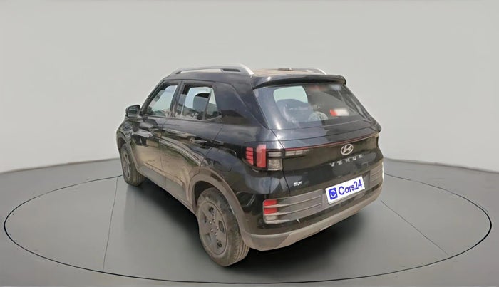 2024 Hyundai VENUE SX 1.2 PETROL, Petrol, Manual, 9,615 km, exterior