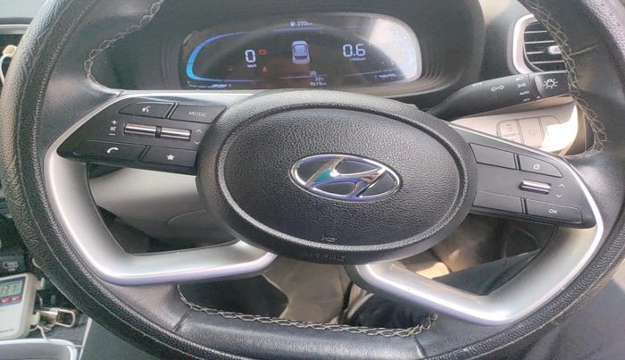 2024 Hyundai VENUE SX 1.2 PETROL, Petrol, Manual, 9,615 km, interior