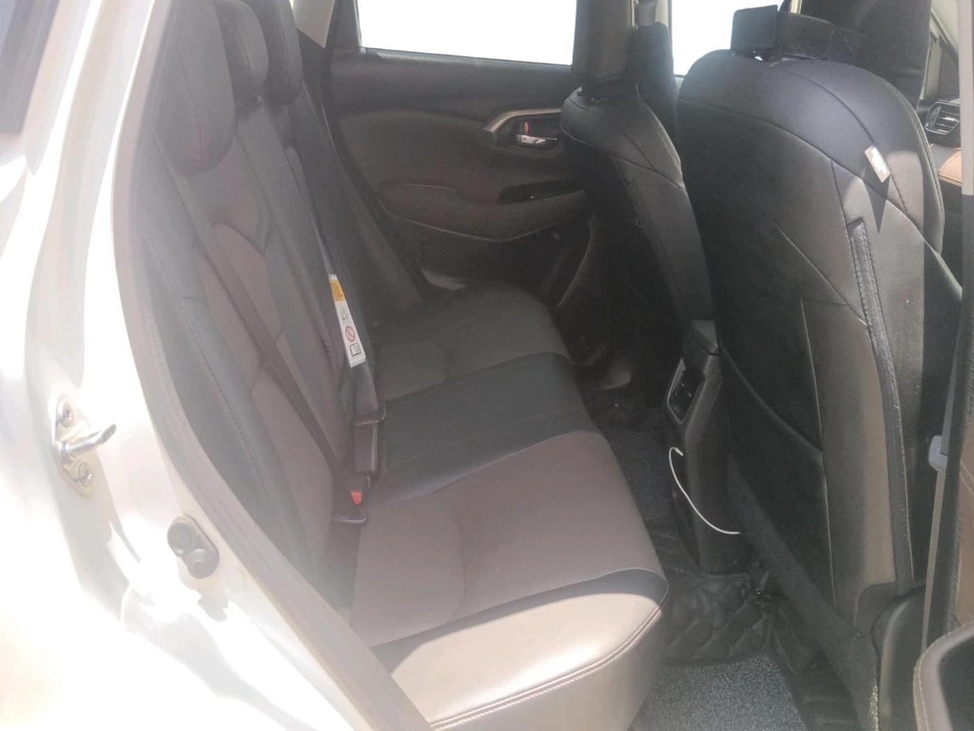 2025 Toyota URBAN CRUISER HYRYDER V HYBRID, Hybrid, Automatic, 14,961 km, interior