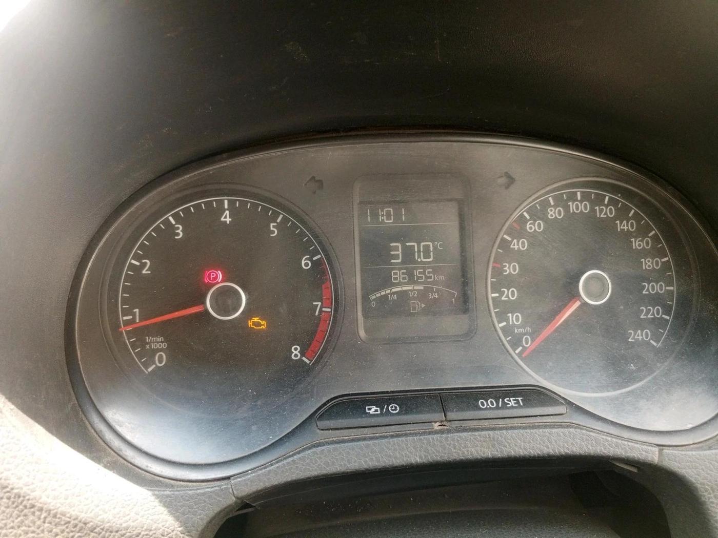 2013 Volkswagen Polo COMFORTLINE 1.2L PETROL, Petrol, Manual, 86,155 km, interior