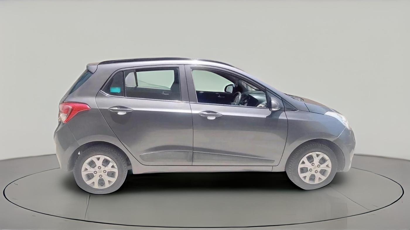 2015 Hyundai Grand i10 SPORTZ 1.2 KAPPA VTVT, Petrol, Manual, 68,807 km, exterior