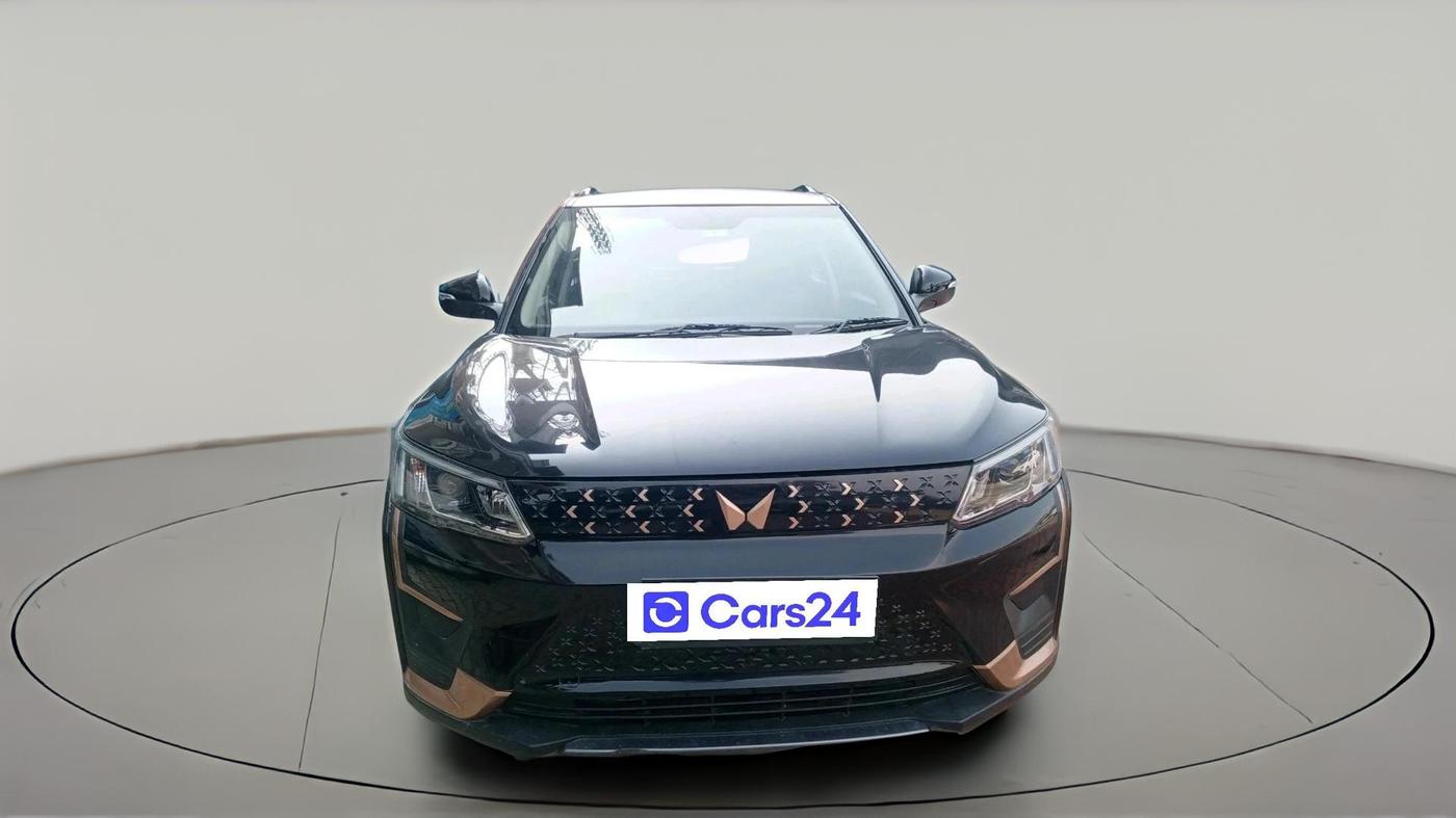 2023 Mahindra XUV400 EL 7.2 KW, Electric, Automatic, 69,867 km, exterior