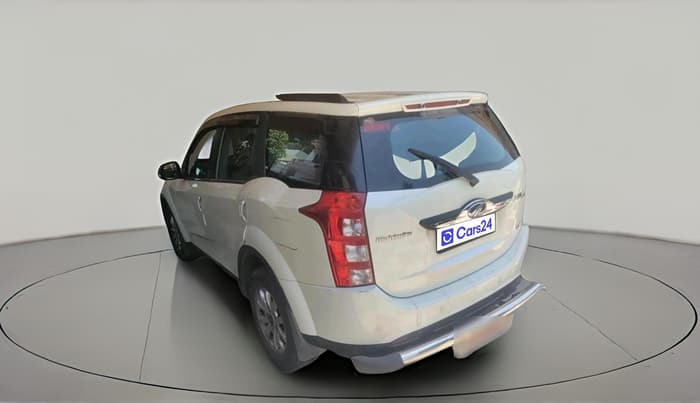 2016 Mahindra XUV500 W10, Diesel, Manual, 50,714 km, exterior