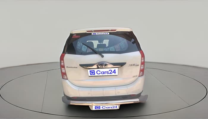 2016 Mahindra XUV500 W10, Diesel, Manual, 50,714 km, exterior