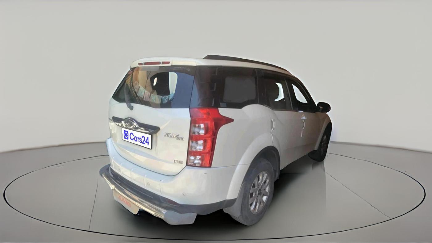 2016 Mahindra XUV500 W10, Diesel, Manual, 50,714 km, exterior