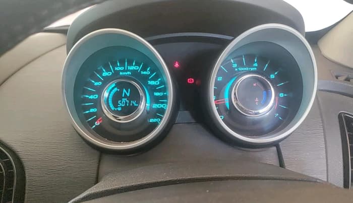 2016 Mahindra XUV500 W10, Diesel, Manual, 50,714 km, interior