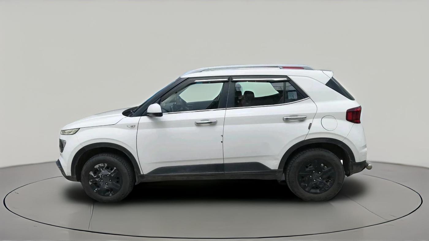 2021 Hyundai VENUE S 1.2, Petrol, Manual, 41,136 km, exterior