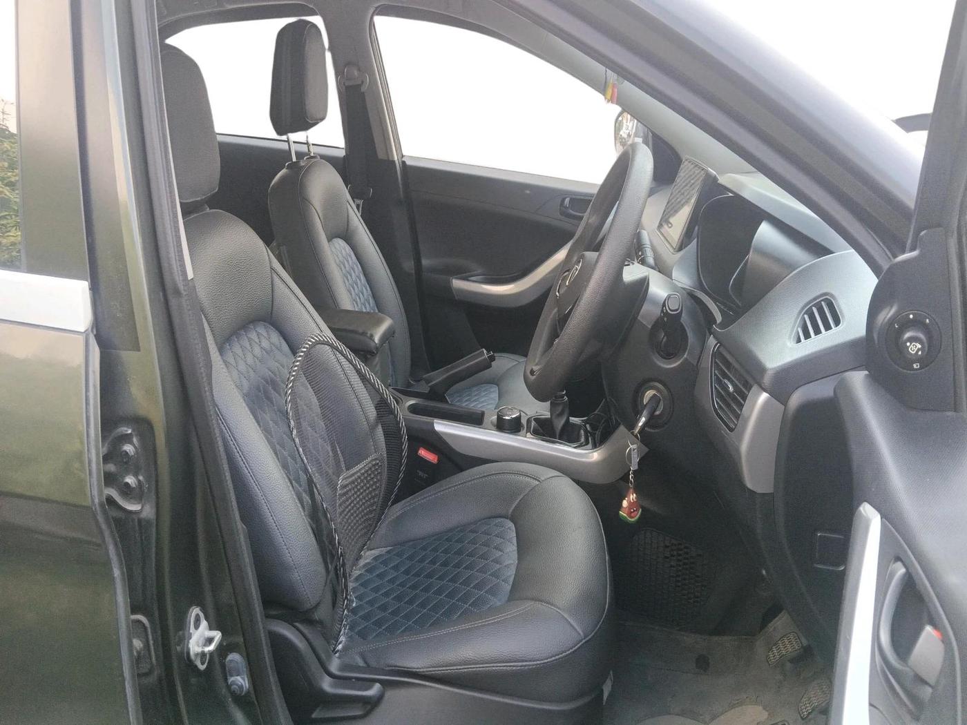 2021 Tata NEXON XM SUNROOF PETROL, Petrol, Manual, 27,343 km, interior