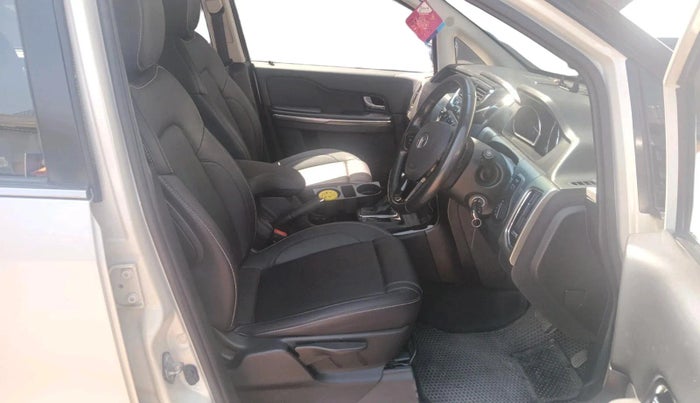 2019 Tata Hexa XTA 4X2 6 STR, Diesel, Automatic, 43,167 km, interior