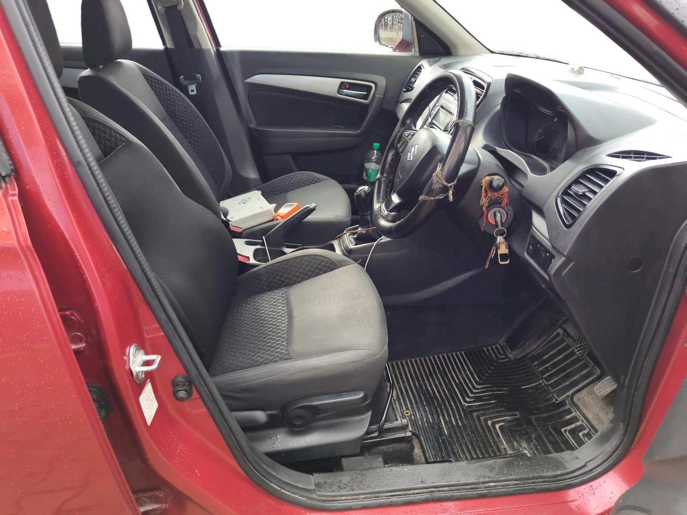 2016 Maruti Vitara Brezza ZDI, Diesel, Manual, 1,19,883 km, interior