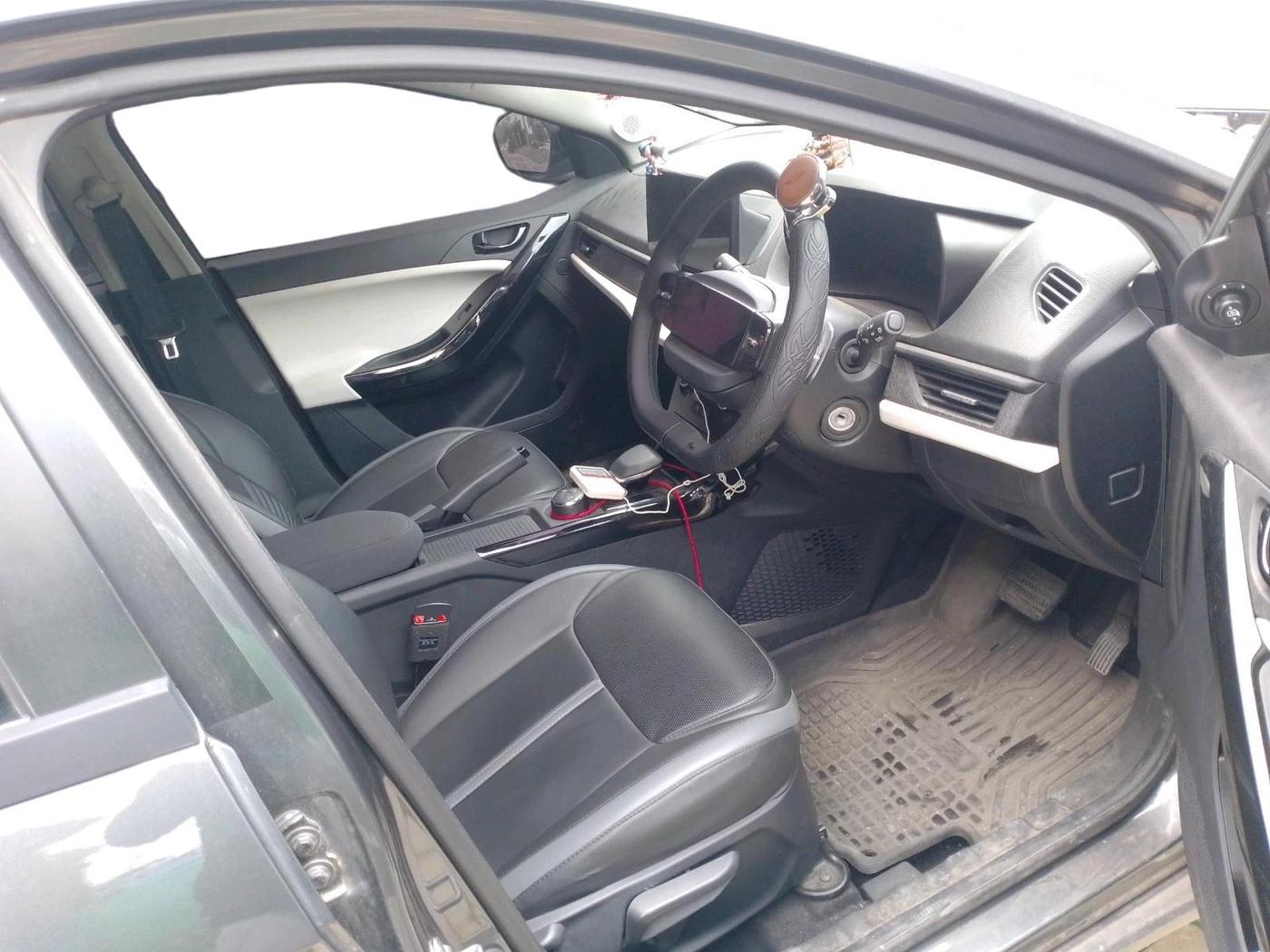 2025 Tata NEXON  Pure Plus 1.2 Petrol AMT, Petrol, Automatic, 12,024 km, interior