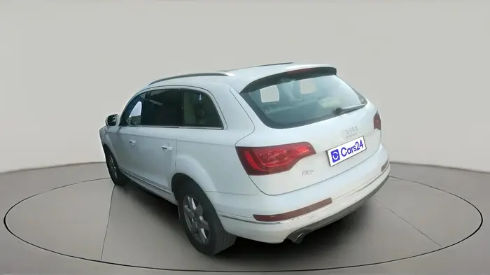 2012 Audi Q7 3.0 TDI QUATTRO, Diesel, Automatic, 1,21,712 km, exterior