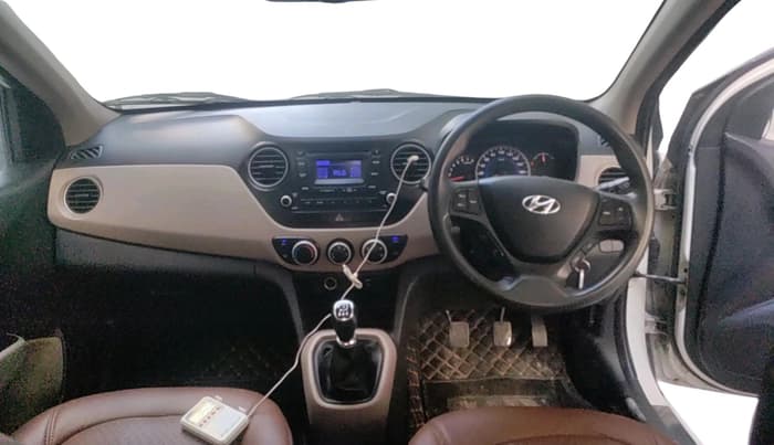 2016 Hyundai Grand i10 SPORTZ 1.2 KAPPA VTVT, Petrol, Manual, 83,750 km, interior