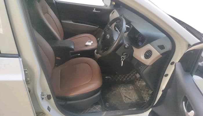 2016 Hyundai Grand i10 SPORTZ 1.2 KAPPA VTVT, Petrol, Manual, 83,750 km, interior