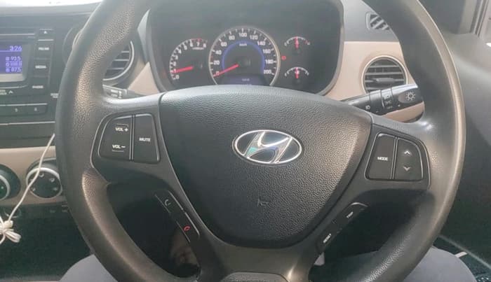 2016 Hyundai Grand i10 SPORTZ 1.2 KAPPA VTVT, Petrol, Manual, 83,750 km, interior