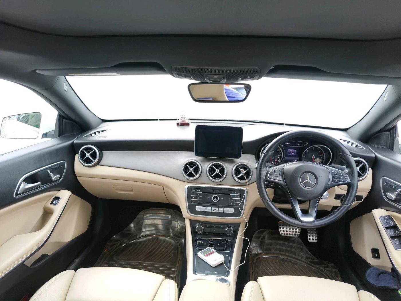 2018 Mercedes Benz GLA Class 200 D Sports, Diesel, Automatic, 83,230 km, interior