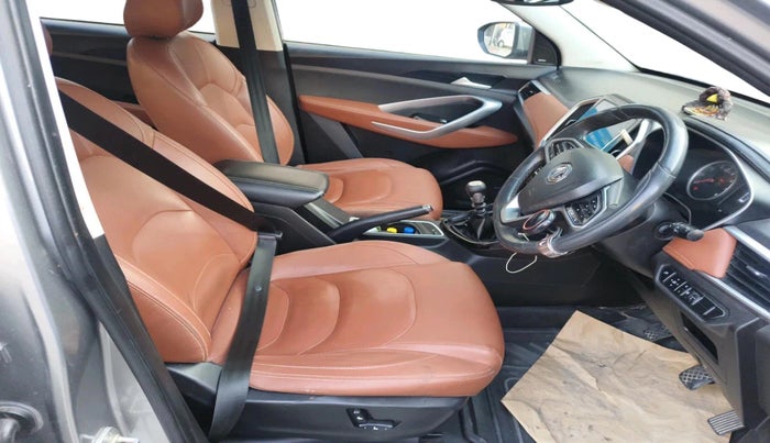 2021 MG HECTOR PLUS SELECT 2.0 DIESEL TURBO MT 7-STR, Diesel, Manual, 1,56,311 km, interior