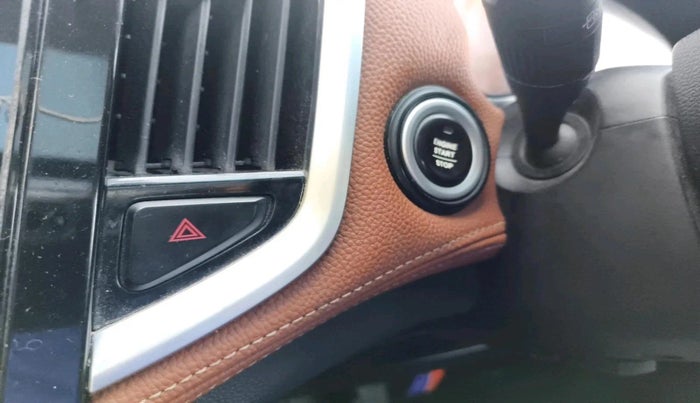 2021 MG HECTOR PLUS SELECT 2.0 DIESEL TURBO MT 7-STR, Diesel, Manual, 1,56,311 km, interior