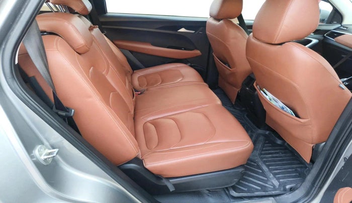 2021 MG HECTOR PLUS SELECT 2.0 DIESEL TURBO MT 7-STR, Diesel, Manual, 1,56,311 km, interior