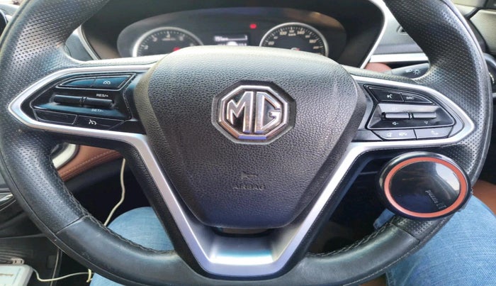 2021 MG HECTOR PLUS SELECT 2.0 DIESEL TURBO MT 7-STR, Diesel, Manual, 1,56,311 km, interior