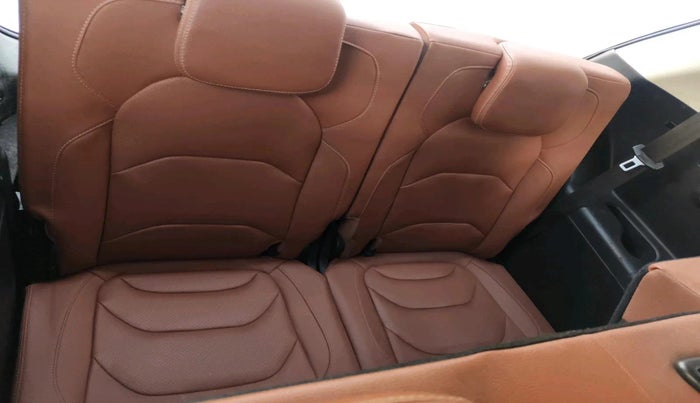 2021 MG HECTOR PLUS SELECT 2.0 DIESEL TURBO MT 7-STR, Diesel, Manual, 1,56,311 km, interior