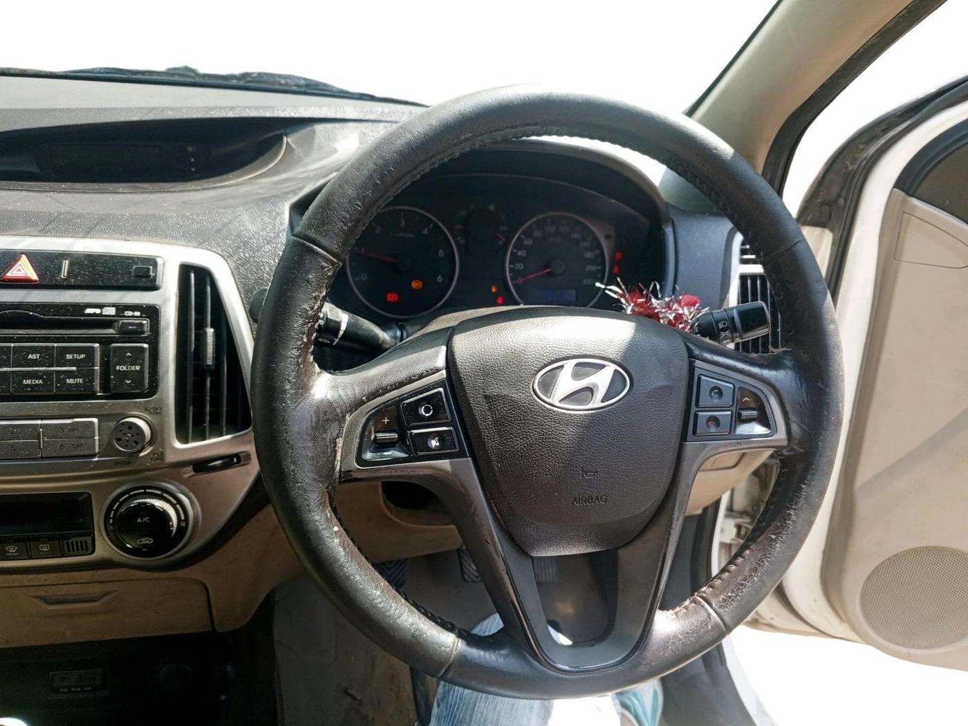 2012 Hyundai i20 SPORTZ 1.4 CRDI, Diesel, Manual, 95,174 km, interior