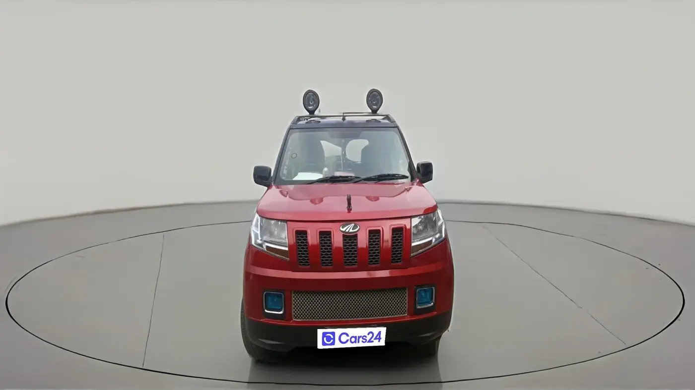 2018 Mahindra TUV300 T8, Diesel, Manual, 80,478 km, exterior