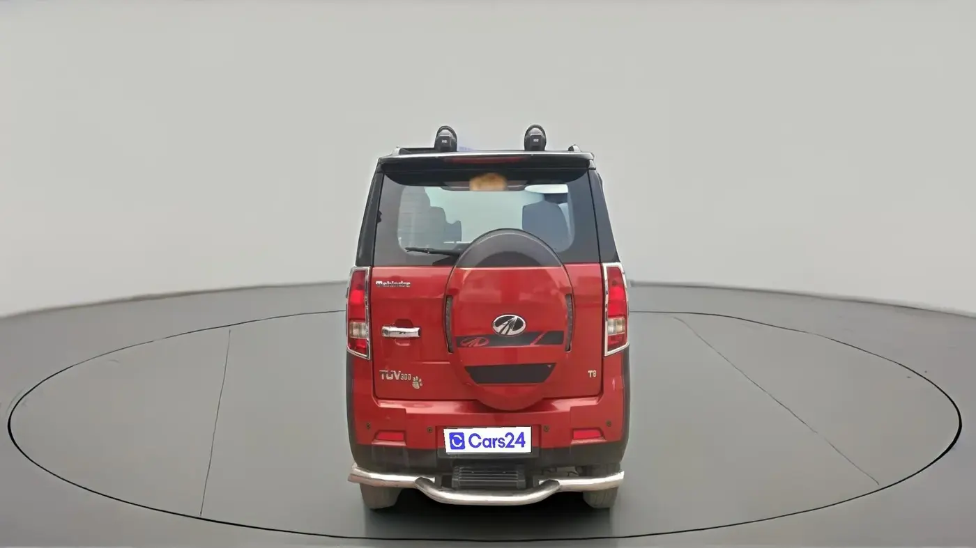 2018 Mahindra TUV300 T8, Diesel, Manual, 80,478 km, exterior