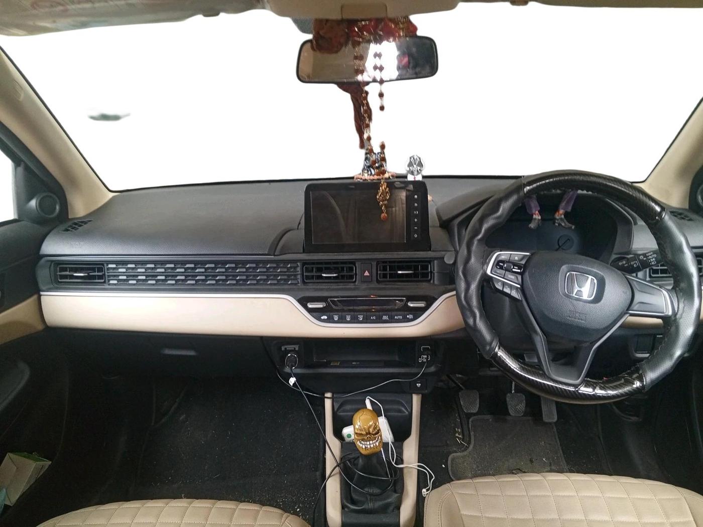 2025 Honda Amaze VX 1.2 Petrol MT, Petrol, Manual, 18,061 km, interior