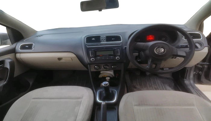 2011 Volkswagen Polo COMFORTLINE 1.2L PETROL, Petrol, Manual, 1,63,000 km, interior