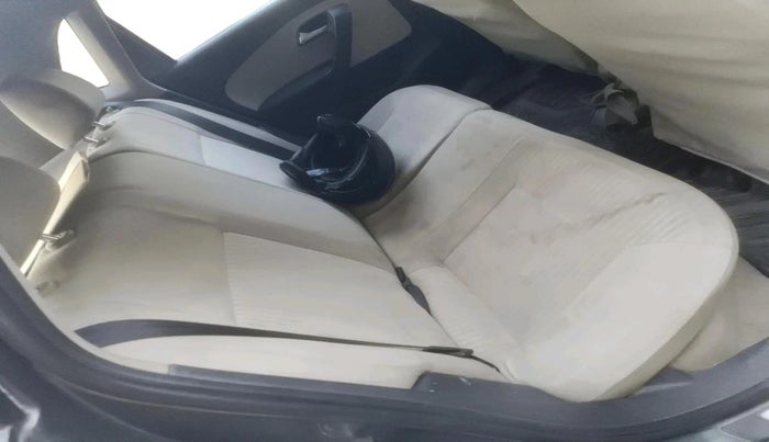 2011 Volkswagen Polo COMFORTLINE 1.2L PETROL, Petrol, Manual, 1,63,000 km, interior