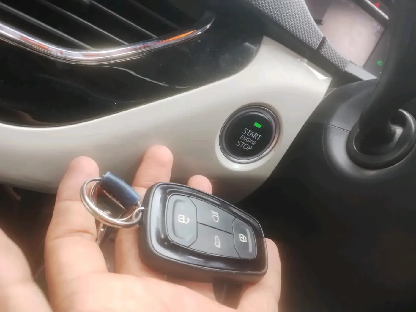 2022 Tata NEXON XZ PLUS (HS) PETROL, Petrol, Manual, 32,631 km, interior