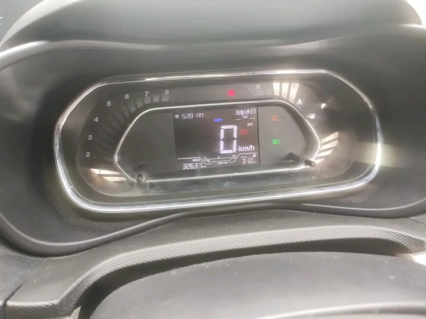 2022 Tata NEXON XZ PLUS (HS) PETROL, Petrol, Manual, 32,631 km, interior